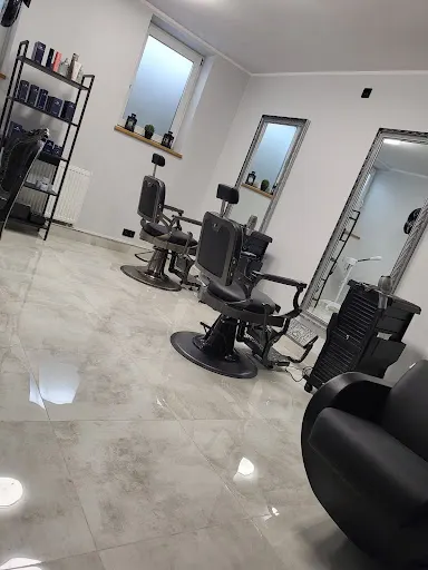 Black & Blond Amanda Sowińska